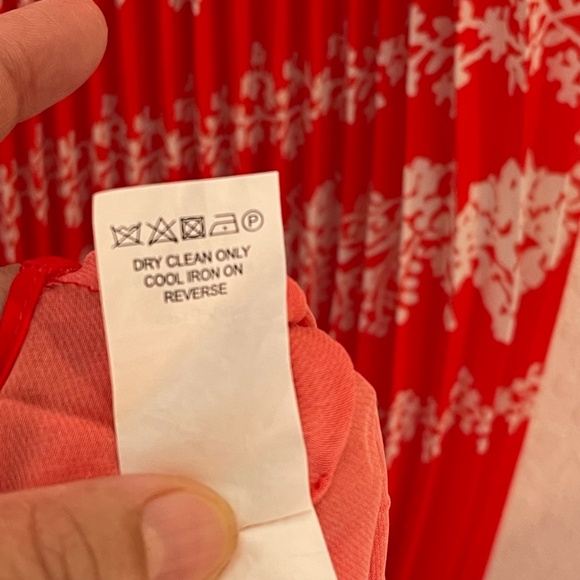 Self- Portrait Flower Spell Maxi Ruffle Pleated Dress Size US6 Red V Neck - Picture 15 of 15